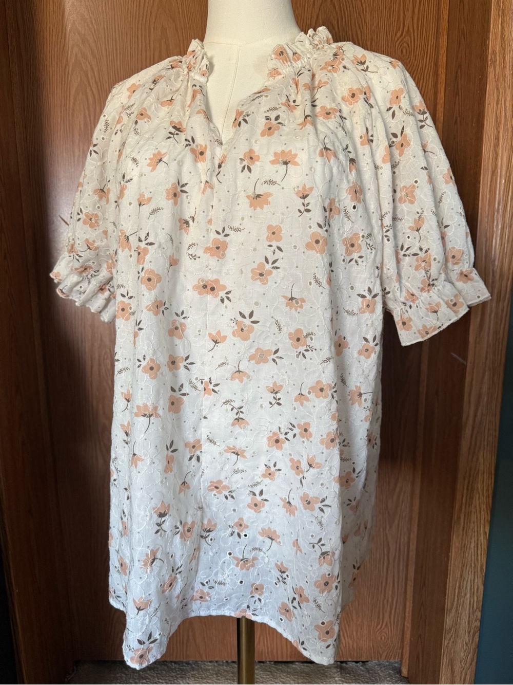 Women's White Floral Eyelet Blouse with Peach Flowers